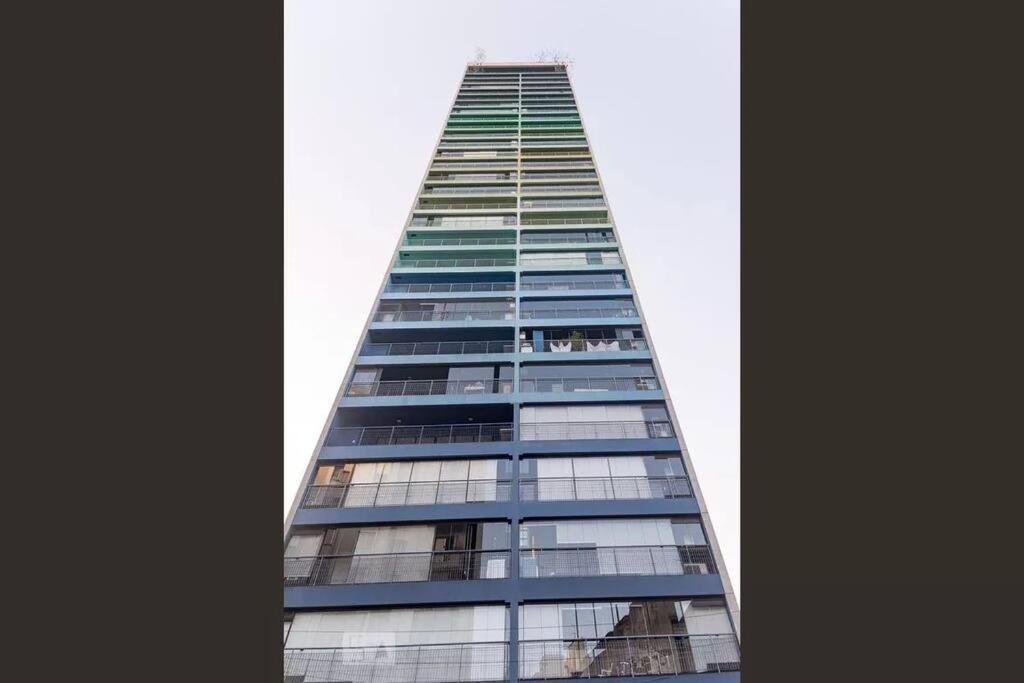 Apartamento Large 1 Bedroom 2 Balconies And A Work Space