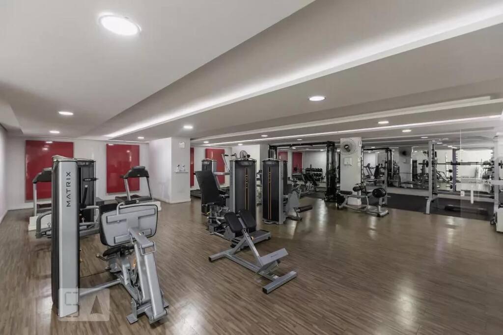 Apartamento Large 1 Bedroom 2 Balconies And A Work Space *