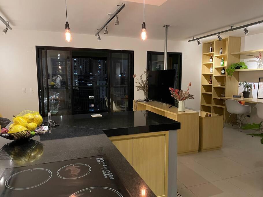 Apartamento Large 1 Bedroom 2 Balconies And A Work Space