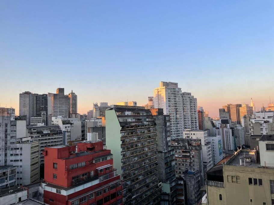 Apartamento Large 1 Bedroom 2 Balconies And A Work Space
